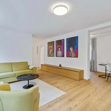 Cityperle - Im Herzen Augsburgs *